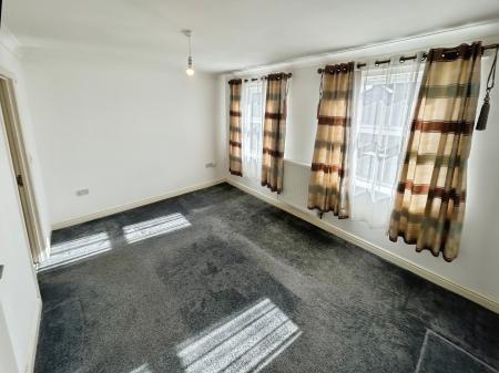 4 bedroom Town house to let in Pearl Terrace, Haven Village, Boston, PE21