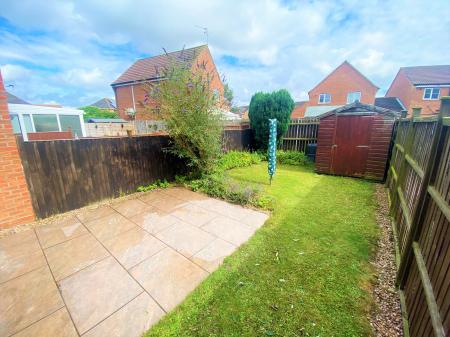2 bedroom End of terrace house to let in Rider Gardens, Boston, PE21