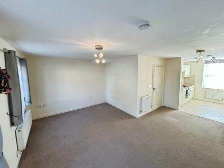 3 bedroom Semi-detached house to let in Church Meadows, Kirton, PE20