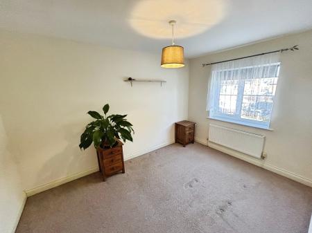 3 bedroom Semi-detached house to let in Church Meadows, Kirton, PE20