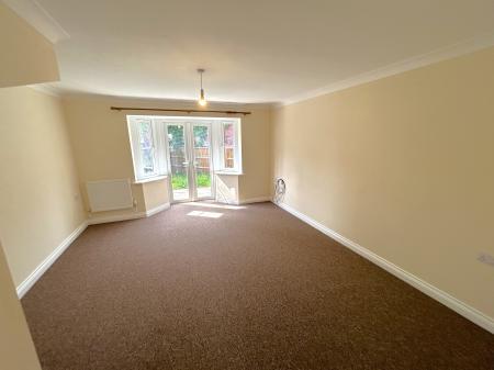2 bedroom Semi-detached house to let in Charles Street, Boston, PE21