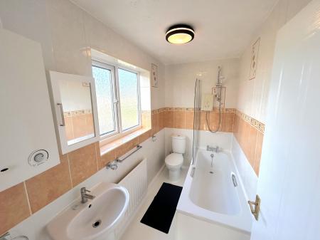2 bedroom Semi-detached house to let in St Nicholas Close, Boston, PE21