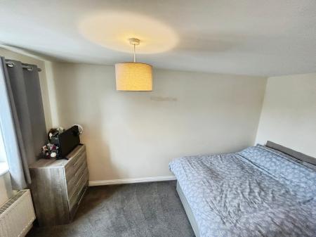 3 bedroom House to let in The Square, Kirton, PE20