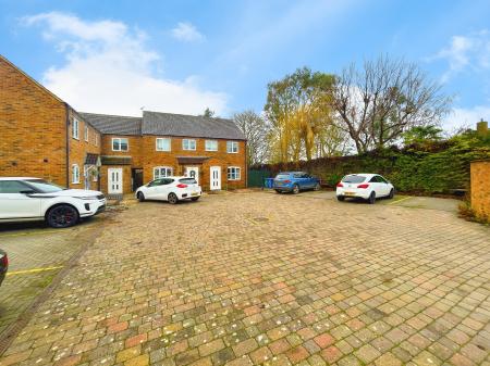 3 bedroom Terraced House to let in The Old School Yard, Swineshead, PE20