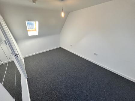 3 bedroom Semi-detached house to let in Swift Gardens, Kirton, PE20