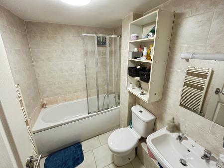 2 bedroom Maisonette to let in Windmill View Court, Boston, PE21