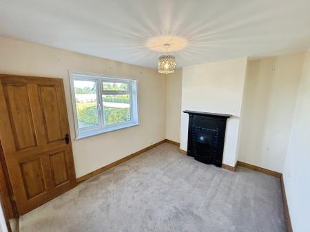 3 bedroom Semi-detached house to let in 9 Main Road, Brothertoft, PE20