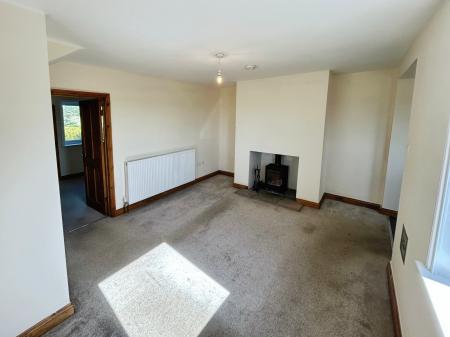 3 bedroom Semi-detached house to let in 9 Main Road, Brothertoft, PE20