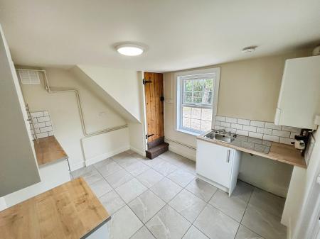 2 bedroom Semi-detached house to let in Low Road, Wyberton, PE21