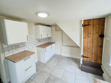 2 bedroom Semi-detached house to let in Low Road, Wyberton, PE21