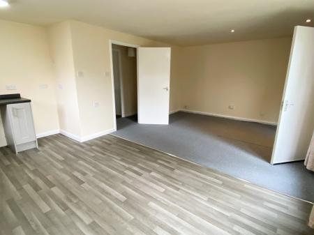 2 bedroom Flat to let in 132 Spilsby Road, Boston, PE21