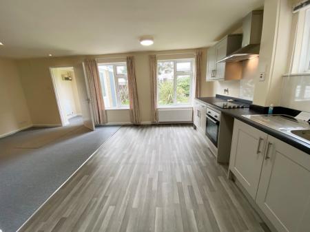 2 bedroom Flat to let in 132 Spilsby Road, Boston, PE21