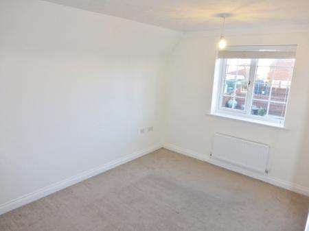 3 bedroom Semi-detached house to let in Berkeley Place, Boston, PE21