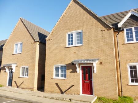 3 bedroom Semi-detached house to let in Berkeley Place, Boston, PE21