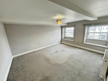 2 bedroom Flat to let in 36-39 Market Place, Boston, PE21