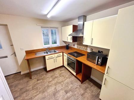 2 bedroom End of terrace house to let in The Paddock, Kirton, PE20