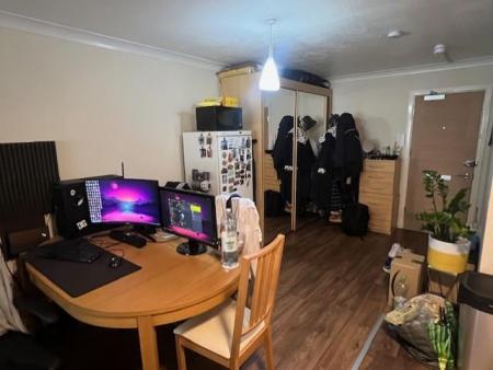 1 bedroom Studio flat for sale in Knyveton Road, Bournemouth