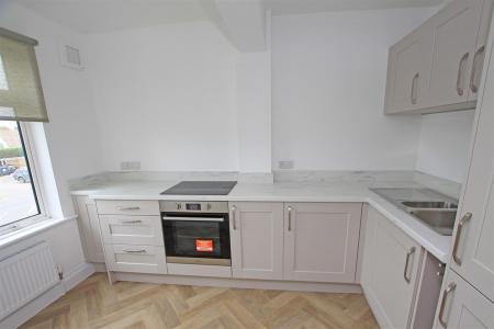 1 bedroom Maisonette for sale in Castle Lane West, Bournemouth