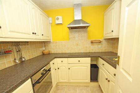 1 bedroom Flat for sale in St. Anthonys Road, Bournemouth