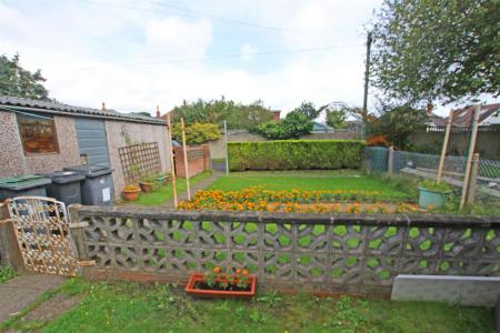 3 bedroom End of terrace house for sale in Craigmoor Avenue, Bournemouth