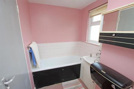 3 bedroom End of terrace house for sale in Craigmoor Avenue, Bournemouth