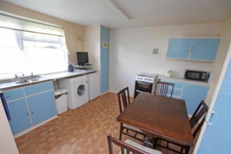 3 bedroom End of terrace house for sale in Craigmoor Avenue, Bournemouth