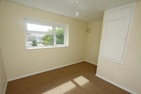 2 bedroom End of terrace house for sale in Sway Gardens, Bournemouth
