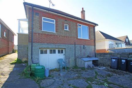 2 bedroom Detached bungalow for sale in Dowlands Road, Bournemouth