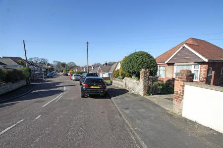 2 bedroom Detached bungalow for sale in Dowlands Road, Bournemouth