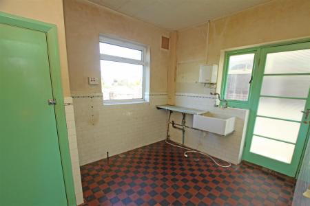 2 bedroom Detached bungalow for sale in Dowlands Road, Bournemouth