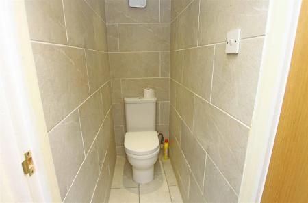 3 bedroom Apartment for sale in Queens Park West Drive, Bournemouth