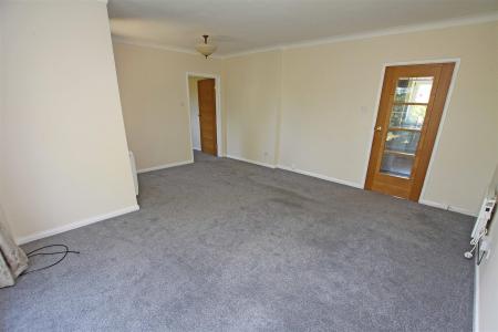 3 bedroom Apartment for sale in Queens Park West Drive, Bournemouth