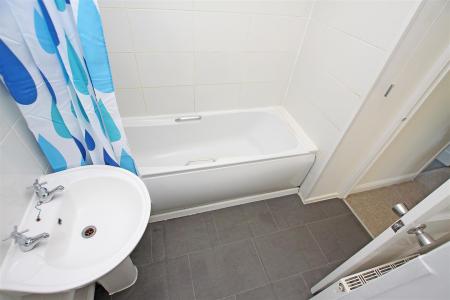 4 bedroom End of terrace house for sale in Slades Farm Road, Bournemouth