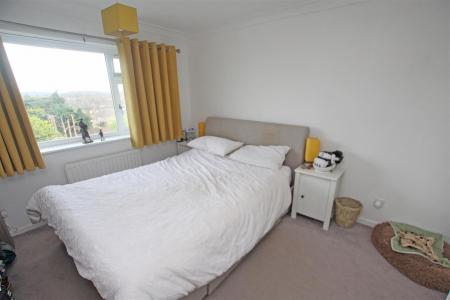 3 bedroom Semi-detached house for sale in Forest View Close, Bournemouth