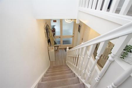 3 bedroom Semi-detached house for sale in Forest View Close, Bournemouth