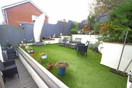 3 bedroom Semi-detached house for sale in Forest View Close, Bournemouth