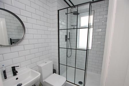 4 bedroom Detached house for sale in Beswick Avenue, Bournemouth