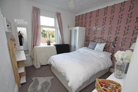 4 bedroom Detached house for sale in Beswick Avenue, Bournemouth