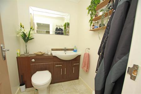 4 bedroom Semi-detached house for sale in Gunville Crescent, Bournemouth