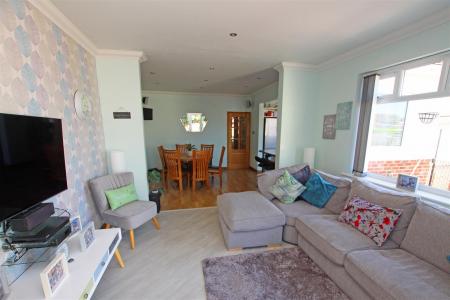 3 bedroom Detached bungalow for sale in Glamis Avenue, Bournemouth