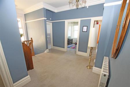 4 bedroom Detached house for sale in Iddesleigh Road, Bournemouth