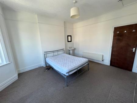 1 bedroom House share to let in Gerald Road, Bournemouth