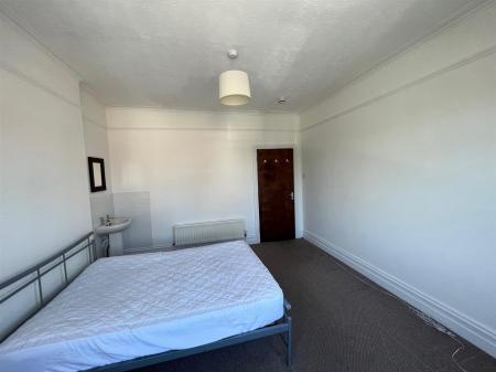 1 bedroom House share to let in Gerald Road, Bournemouth