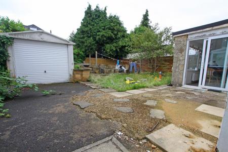 1 bedroom House share to let in Gerald Road, Bournemouth