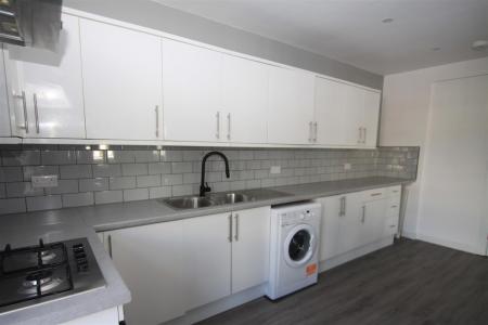 1 bedroom House share to let in Charminster Road, Bournemouth