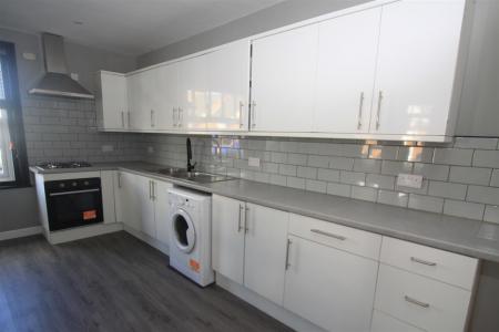 1 bedroom House share to let in Charminster Road, Bournemouth