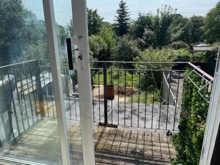 1 bedroom Studio flat to let in Ashley Road, Parkstone, Poole