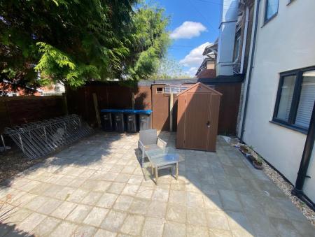 1 bedroom Flat to let in Charminster Road, Bournemouth