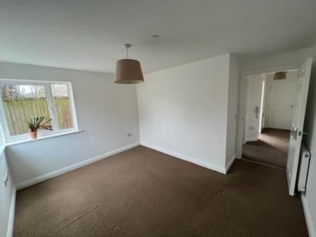 1 bedroom Flat to let in 1-3 Avon Close, Bournemouth