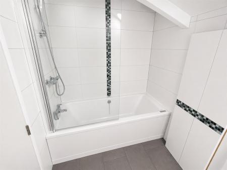 1 bedroom Flat to let in Christchurch Road, Boscombe, Bournemouth